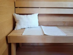 Pisla Raita saunatyyny valk/beige